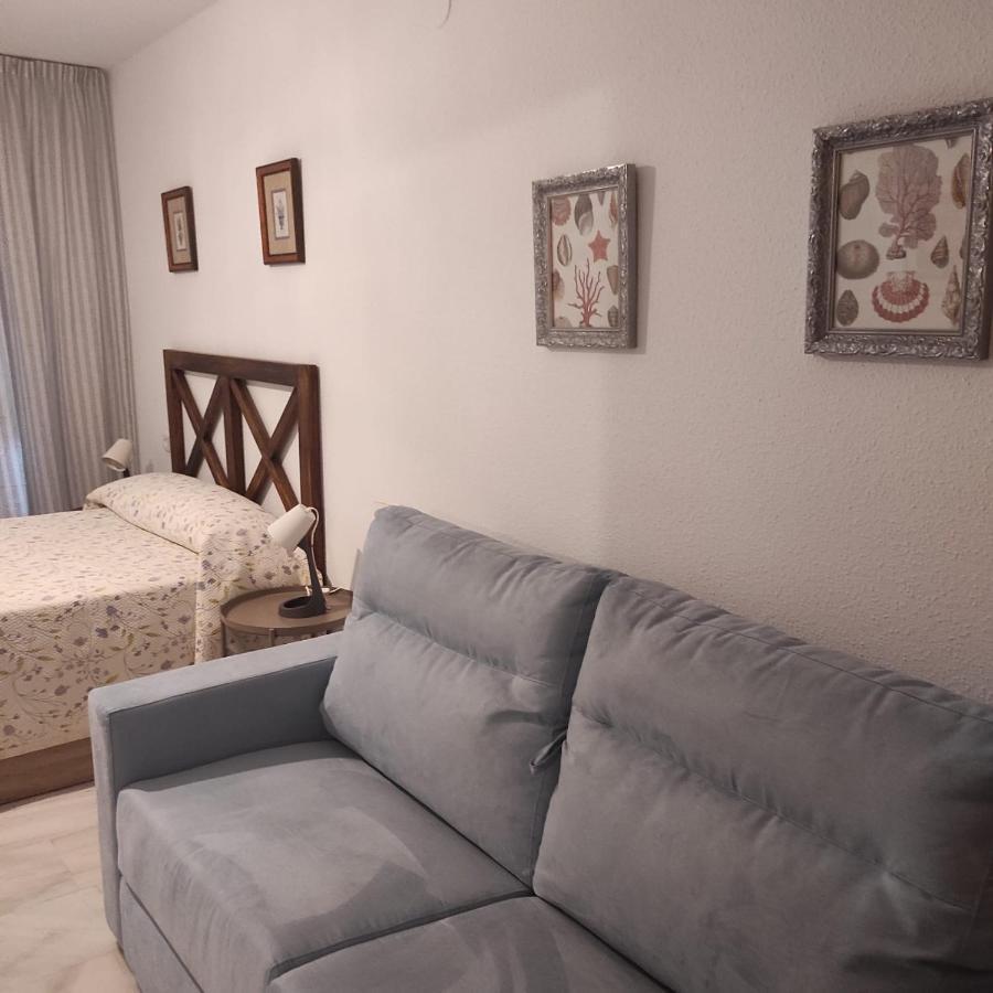 El Barquito Del Abuelo Apartment Malaga Bagian luar foto