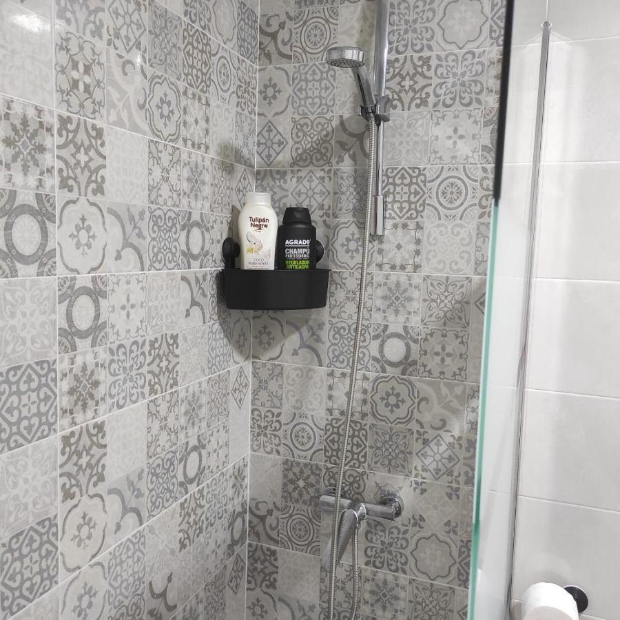 El Barquito Del Abuelo Apartment Malaga Bagian luar foto